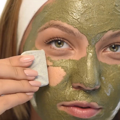 24K 골드와 미네랄이 가득한 영양 마스크